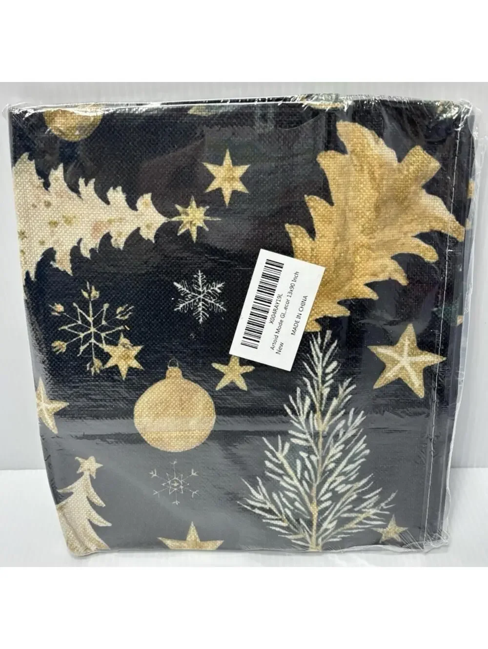 Christmas Tree Table Runner 13x90 Inch Snowflakes Stars Holiday Decor, New
